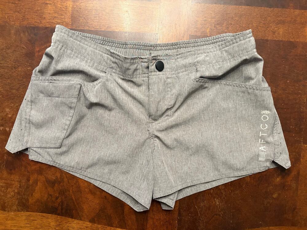 AFTCO Size 6 Grey Low Rise Mini Athletic Shorts